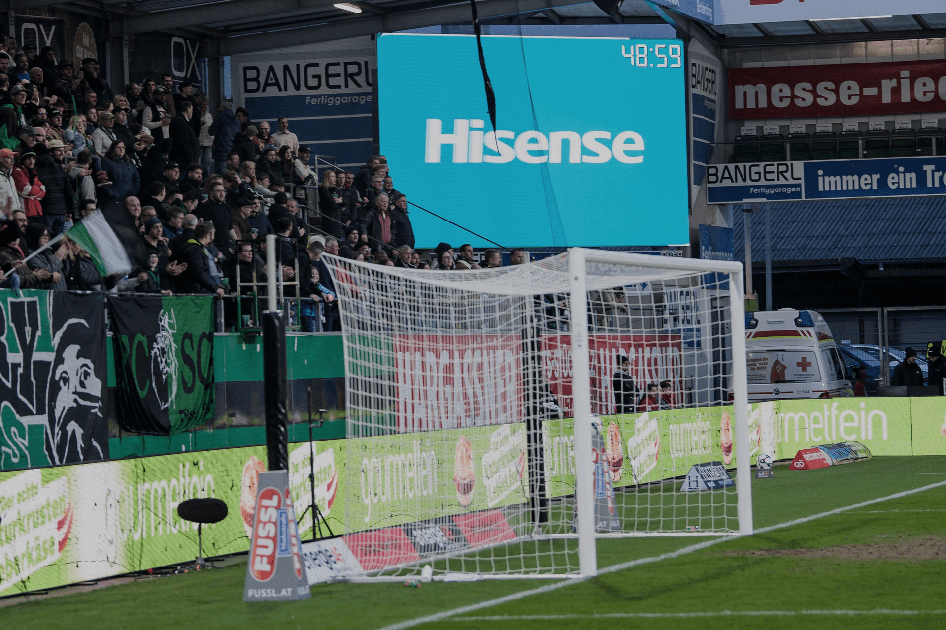 Präsenz in den Stadien der Klubs